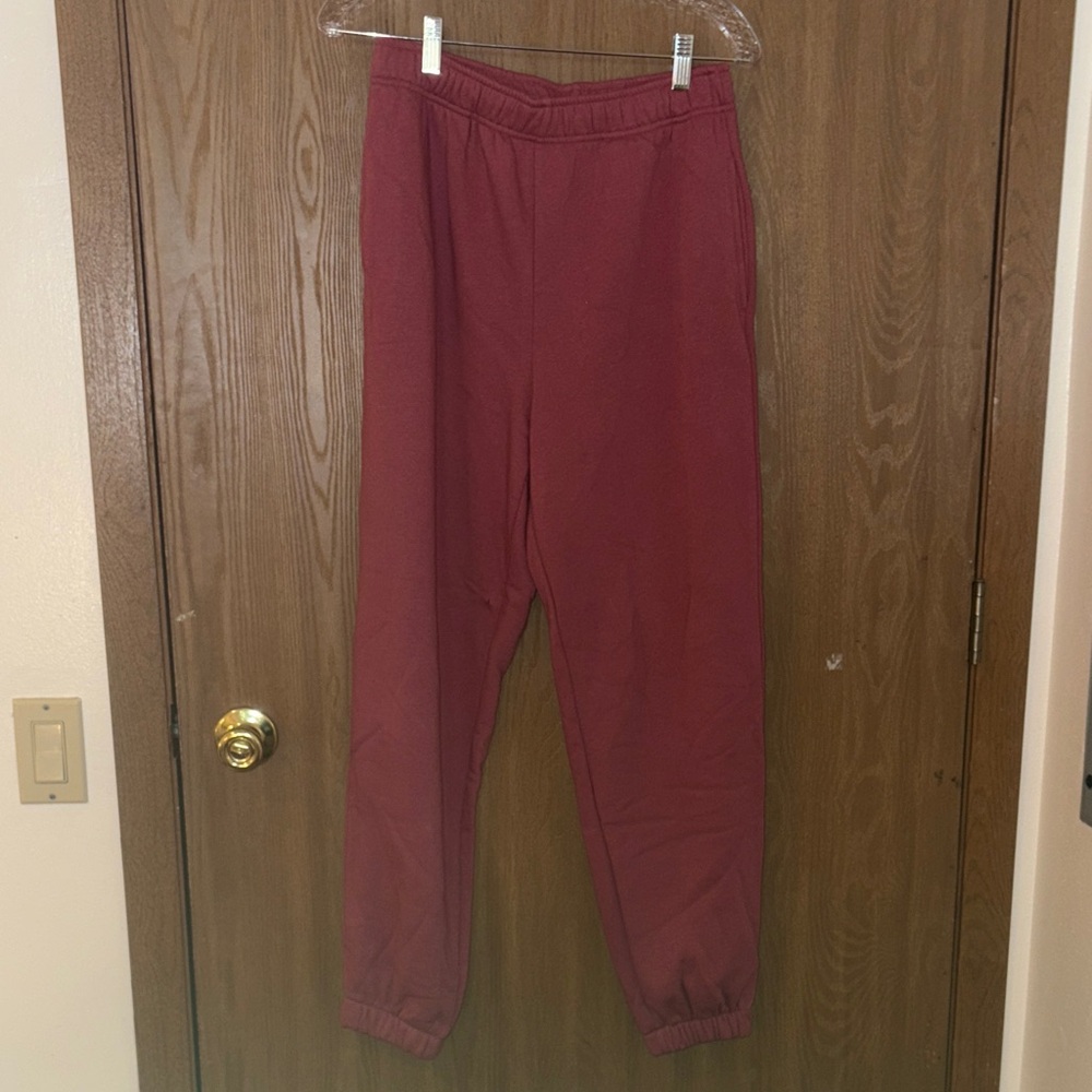 Women’s Maroon Jogger Pants